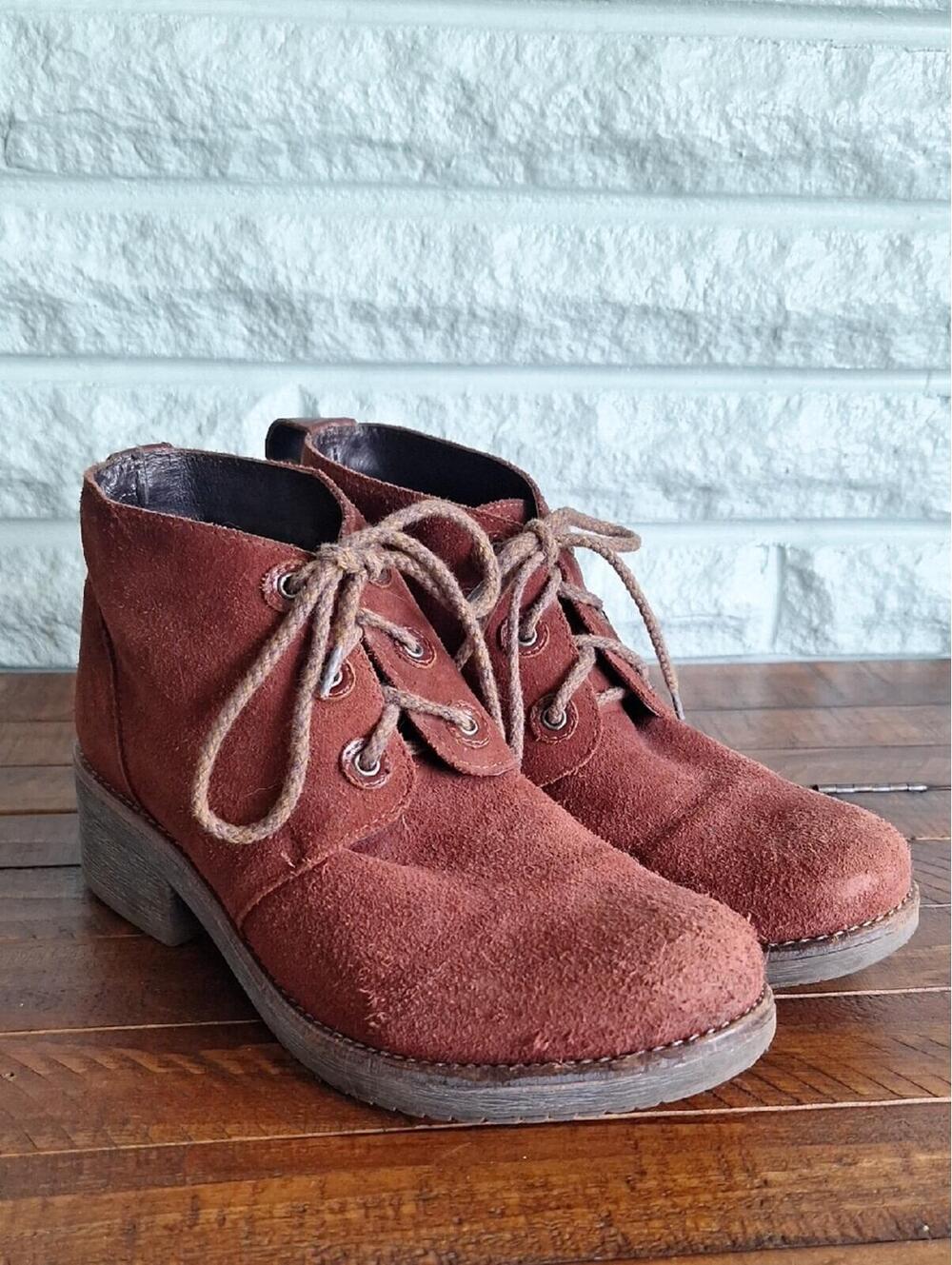 Naot Love Ankle Rust Suede Heel Lace Up Tie Bootie Size 6.5 37